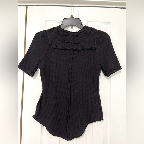 ✨ NWT WE THE FREE TOP SIZE XS ✨ - Picture 4 of 8